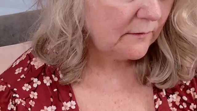 Kaitlyn_Winters webcam