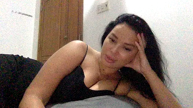 fayronna - Fayronna's free webcam - UK Sex Cams