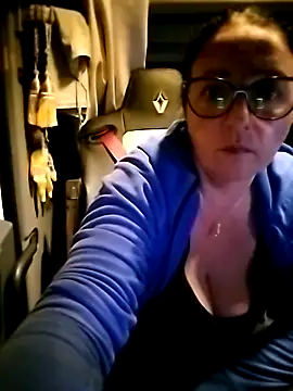 Milfa_nimfomana webcam