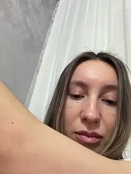 viviandaimond1 webcam