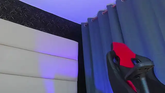 IsabellaRossi_ webcam