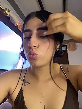 Natasha-Naughty- webcam