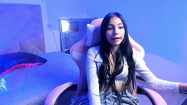 Chloe_Miller_2 webcam