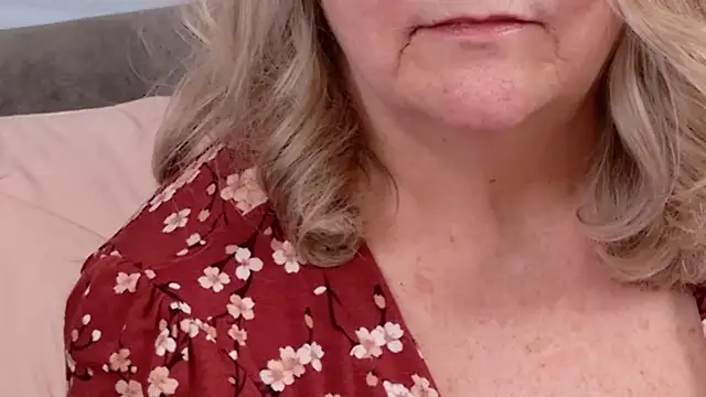 Kaitlyn_Winters webcam