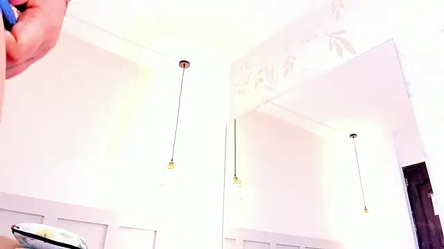 Jenya_Colins webcam