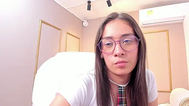 NahimiThompson webcam