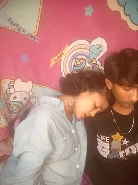 Freakingromance webcam