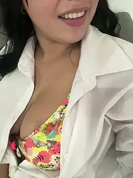 _camilaa - _camilaa's free webcam - UK Sex Cams