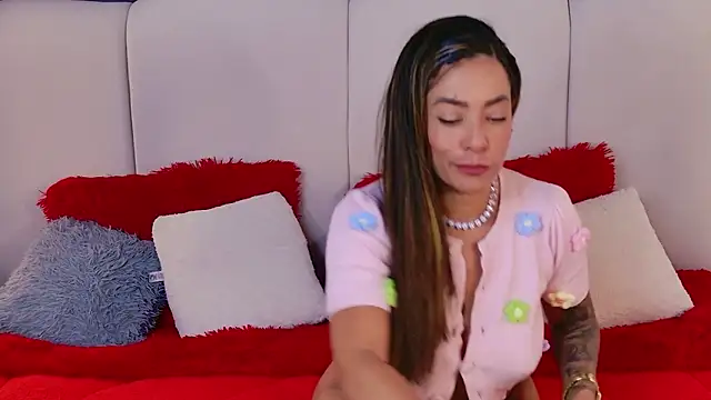 Niicolle_Miller webcam