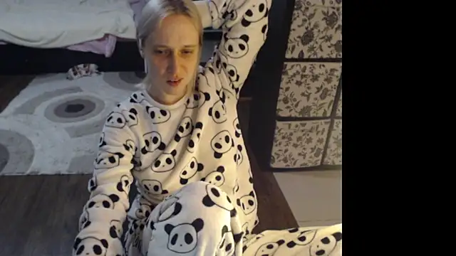 Your_guilty_pleasure1 webcam