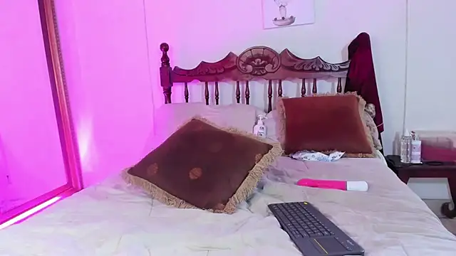 Alice_Foster_ webcam