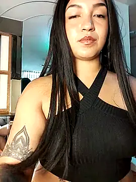 FallsForHerSmile webcam