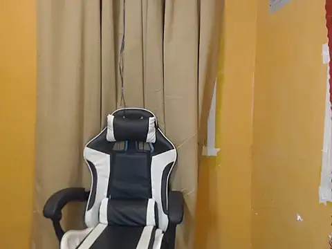 ur_lovelyjessy webcam