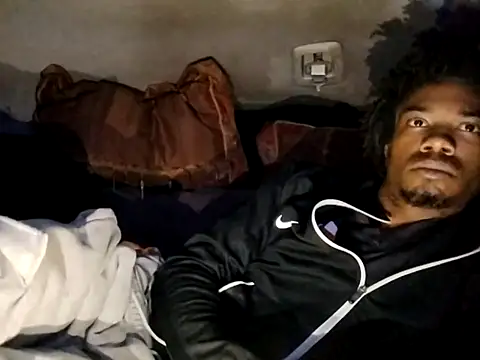 SlimeCrownzOut5 webcam