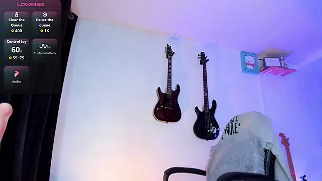 lilpervertgirl webcam