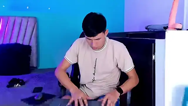 NicolasTorrez webcam