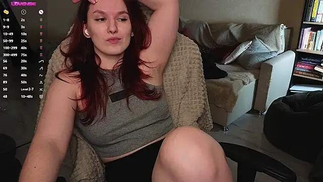 val_lava - Val_lava's free webcam - UK Sex Cams