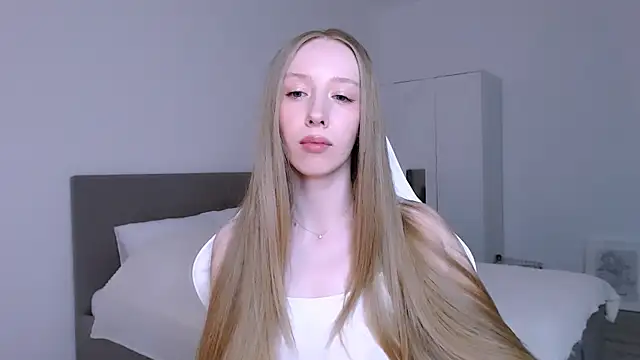 Luna_insniity webcam