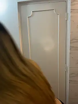 Antonella_Julieta webcam