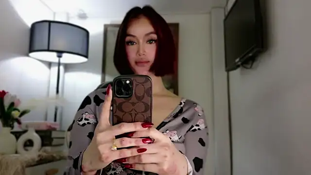 Anna_HollyDoll webcam