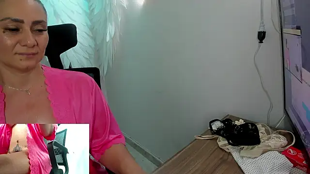 annie_vega17_ webcam