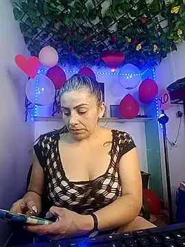 Webcam Model (maynor_1998) is live