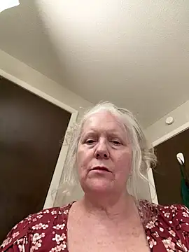 Kaitlyn_Winters webcam