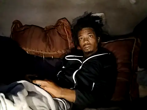 SlimeCrownzOut5 webcam