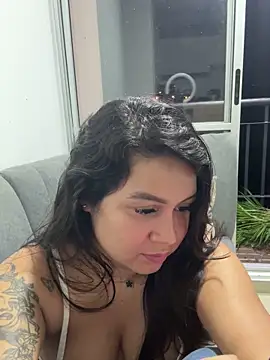 Pretty_Isadora webcam