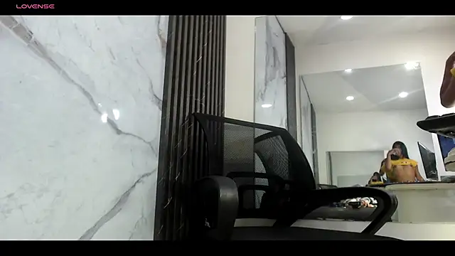 Penelopee_Rouse webcam