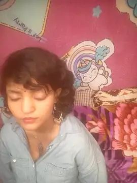 Freakingromance webcam