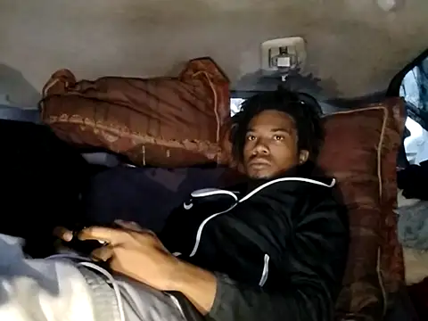 SlimeCrownzOut5 webcam