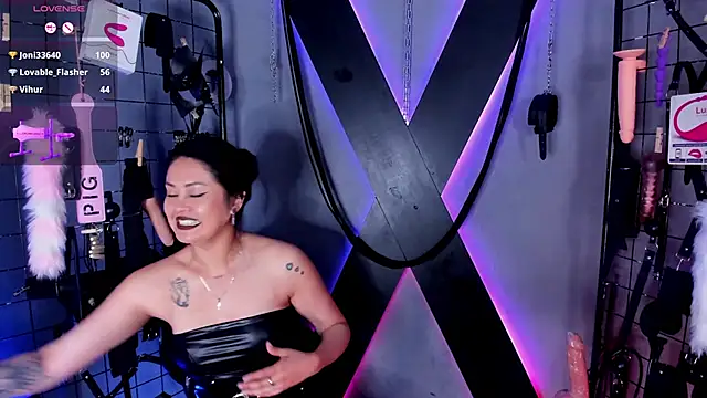 Victorya_Emily_BDSM webcam