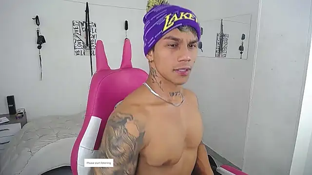 Leonard_Price webcam