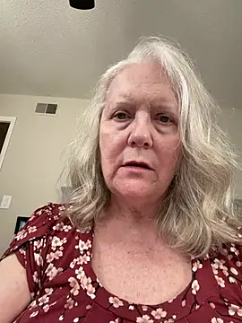 Kaitlyn_Winters webcam