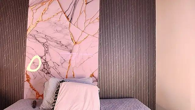 big_tits_in_your_face webcam