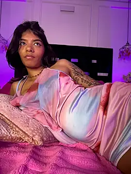 TweetiePieXXX webcam