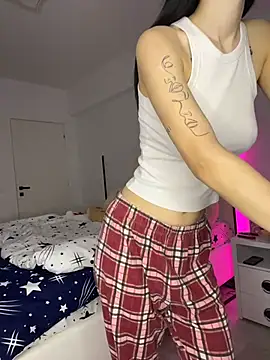 Celine_Roxelle webcam