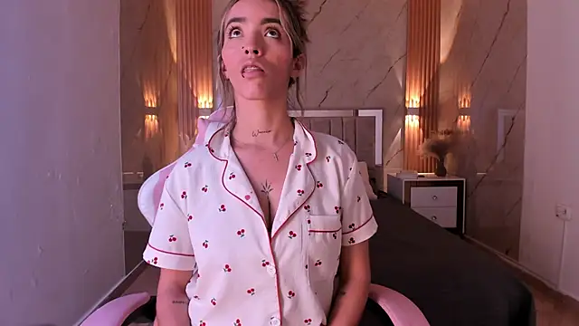 your_whore_Salome webcam