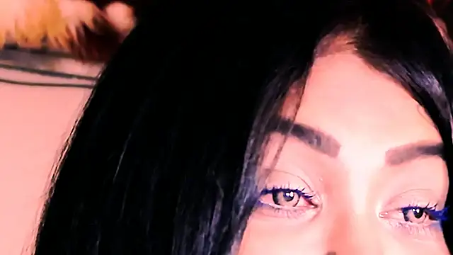 indian_dreamgirl webcam