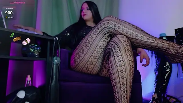 MistressMeg4n webcam