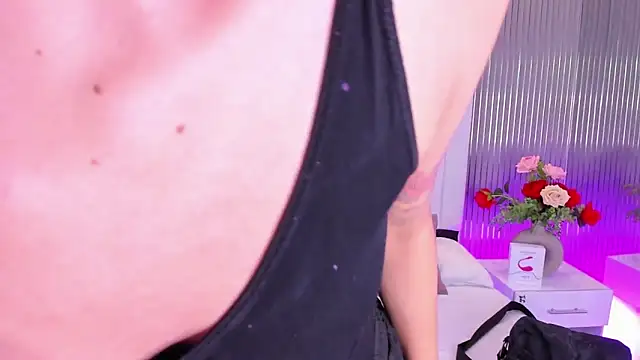 MelodySweetHoney webcam