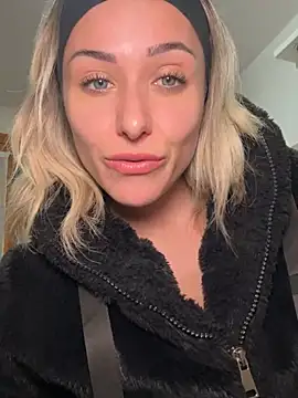 petrouchkaaa_ webcam