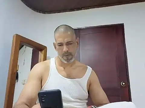 jackbigcock11 webcam