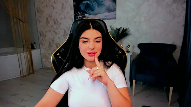 AlluringAriel webcam