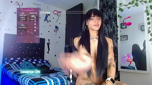 Penelopee22cm webcam