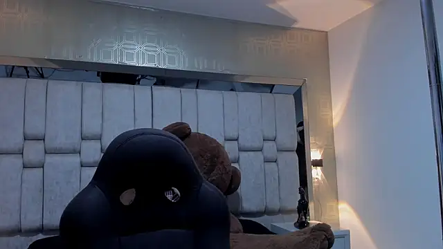 ValeryCooper18 webcam