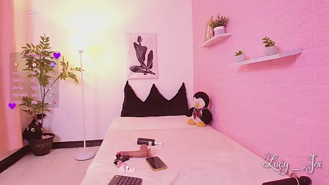 Lucyanajoi webcam
