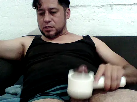 simpatico1000 - Simpatico1000's free webcam - UK Sex Cams