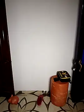 Simone_Miller webcam